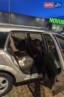Универсал Opel Astra 2009 в 