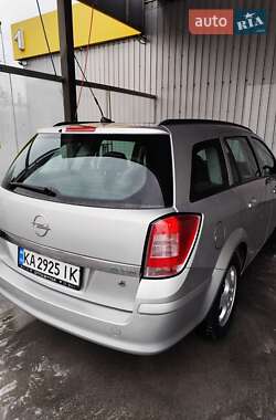 Универсал Opel Astra 2009 в 