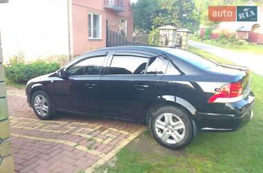 Седан Opel Astra 2011 в 