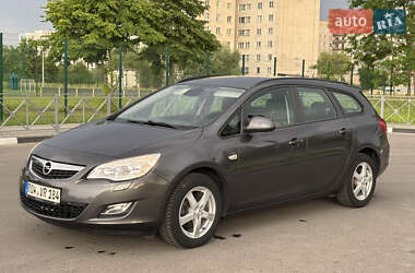 Универсал Opel Astra 2011 в Ковеле
