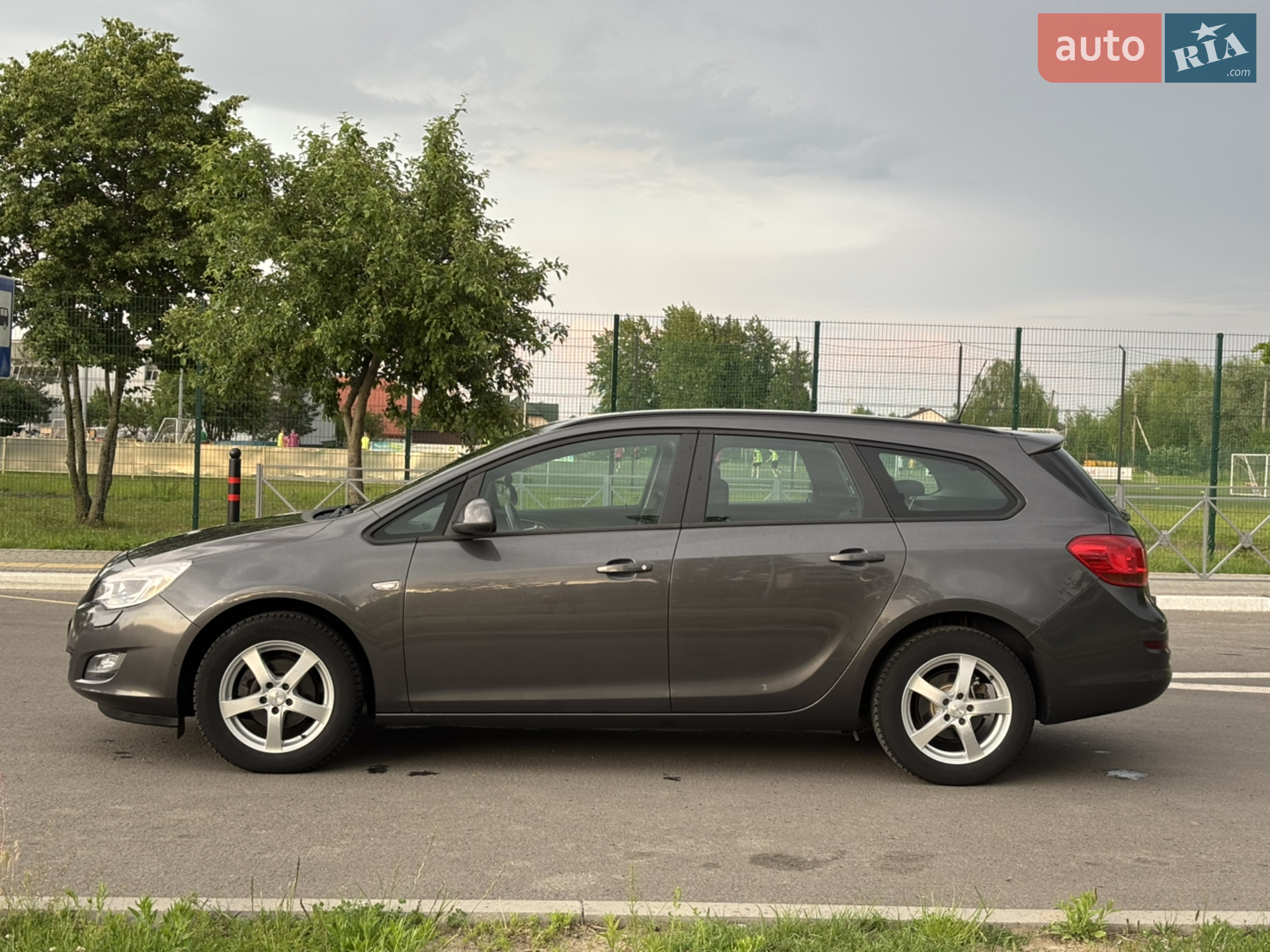2011 Opel Astra - мініатюра 10