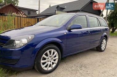 Универсал Opel Astra 2005 в 