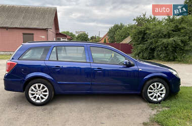 Универсал Opel Astra 2005 в 