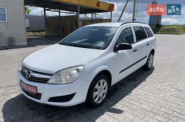Універсал Opel Astra 2009 в Луцьку