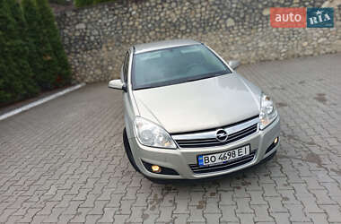 Седан Opel Astra 2008 в 