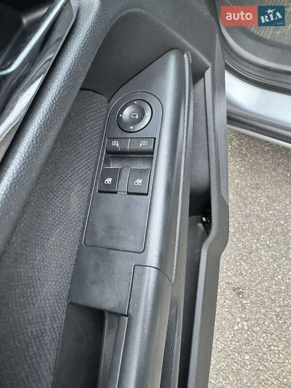 Хэтчбек Opel Astra 2007 в Черкассах