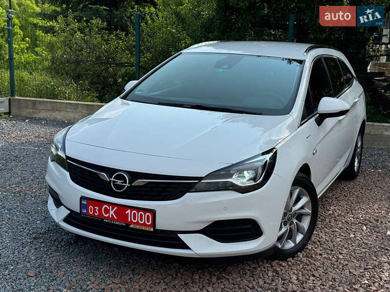 Универсал Opel Astra 2021 в Дрогобыче