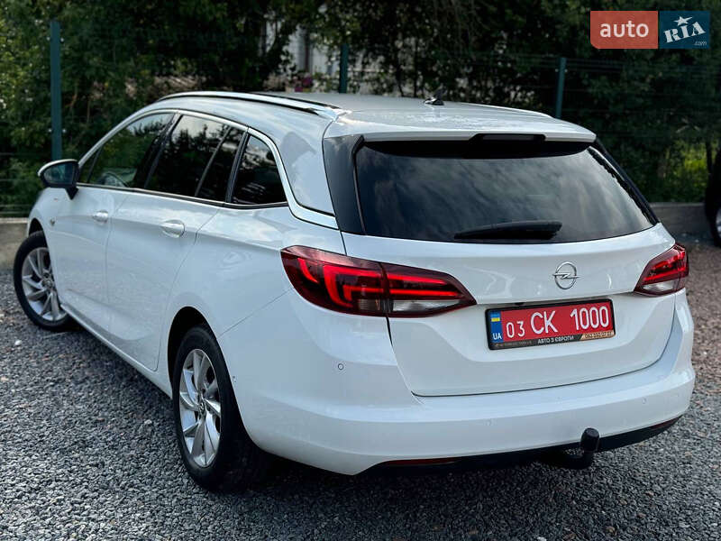 Универсал Opel Astra 2021 в Дрогобыче
