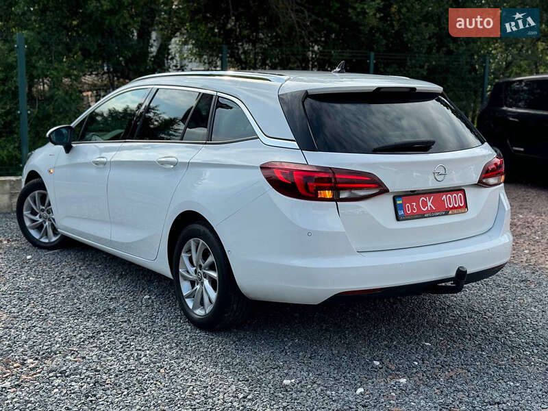 Универсал Opel Astra 2021 в Дрогобыче
