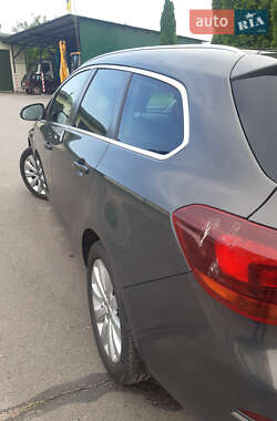 Универсал Opel Astra 2016 в 