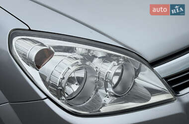 Универсал Opel Astra 2009 в 