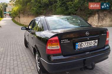 Седан Opel Astra 2008 в 