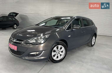 Универсал Opel Astra 2015 в 