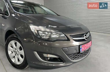Универсал Opel Astra 2015 в 