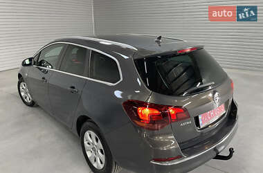 Универсал Opel Astra 2015 в 