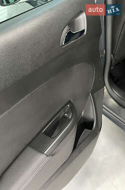 Универсал Opel Astra 2015 в 