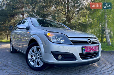 Универсал Opel Astra 2006 в 
