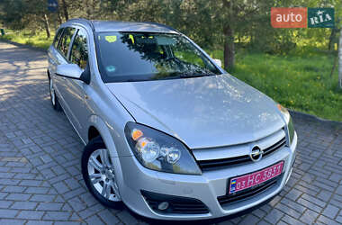 Универсал Opel Astra 2006 в 