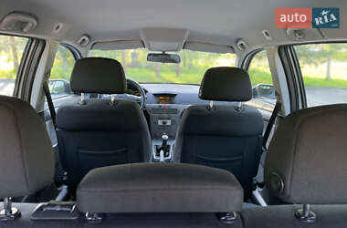 Универсал Opel Astra 2006 в 