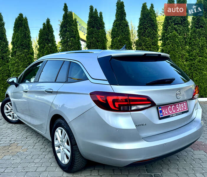 Универсал Opel Astra 2018 в Трускавце