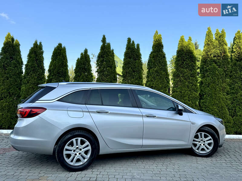 Универсал Opel Astra 2018 в Трускавце
