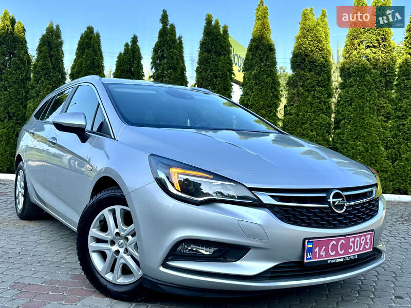 Универсал Opel Astra 2018 в Трускавце