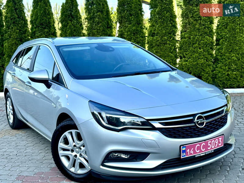 Универсал Opel Astra 2018 в Трускавце