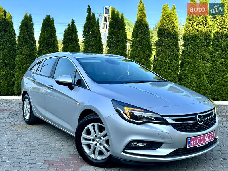 Универсал Opel Astra 2018 в Трускавце