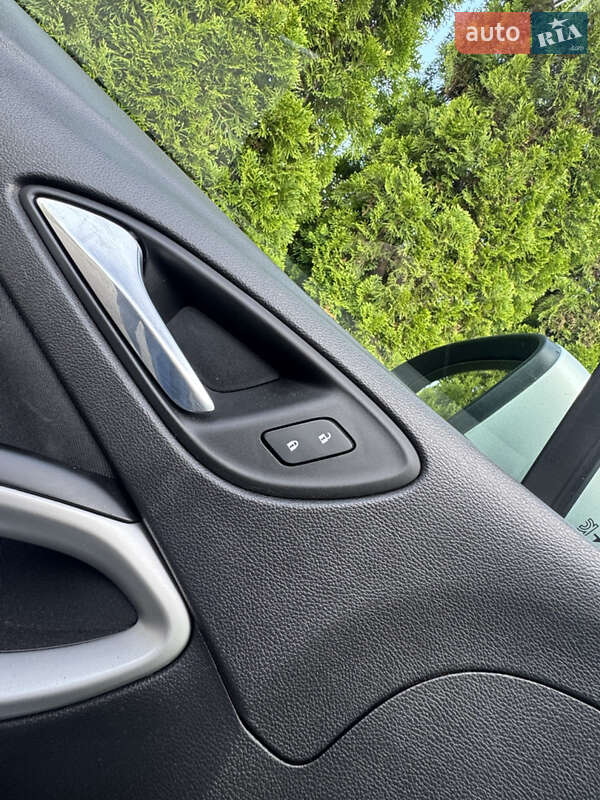 Универсал Opel Astra 2018 в Трускавце