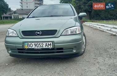 Седан Opel Astra 2008 в Борщеве
