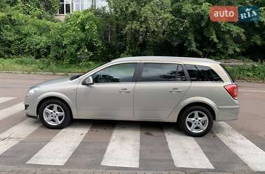 Универсал Opel Astra 2009 в 