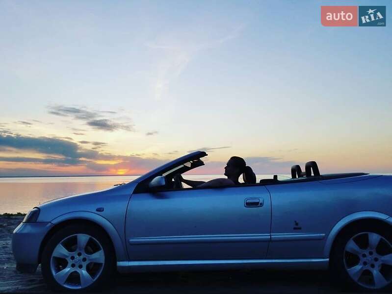Opel Astra 2003