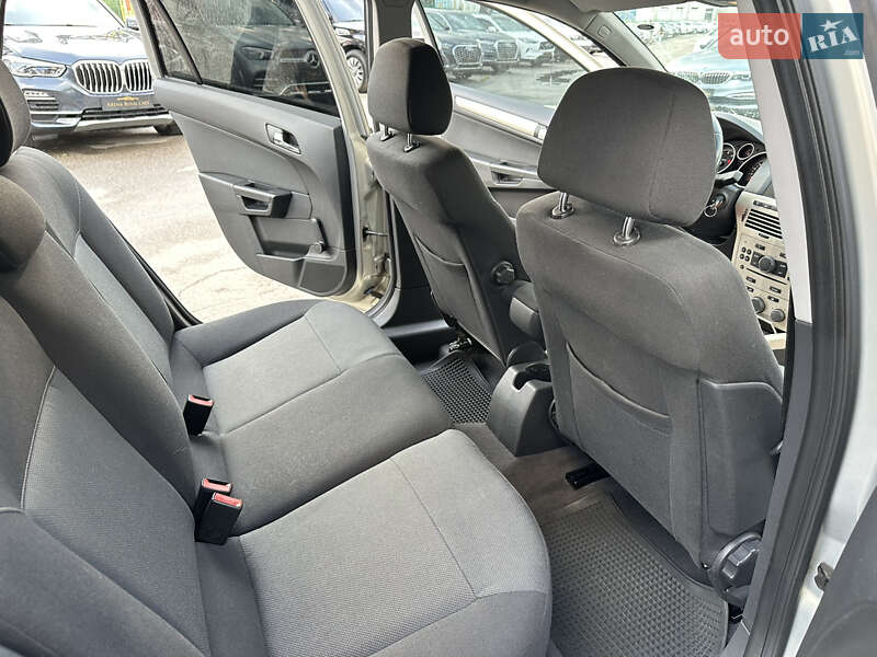 Універсал Opel Astra 2007 в Харкові