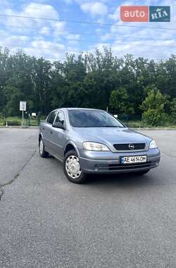 Седан Opel Astra 2006 в Харкові