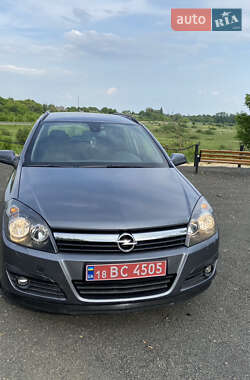Универсал Opel Astra 2008 в 