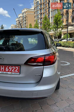 Универсал Opel Astra 2018 в 
