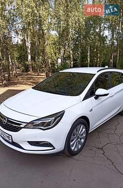 Универсал Opel Astra 2017 в 