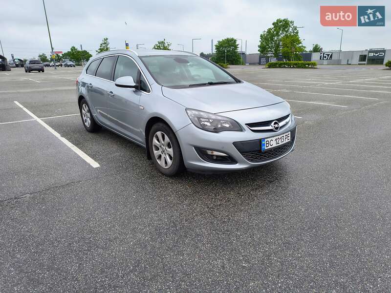 Opel Astra 2014