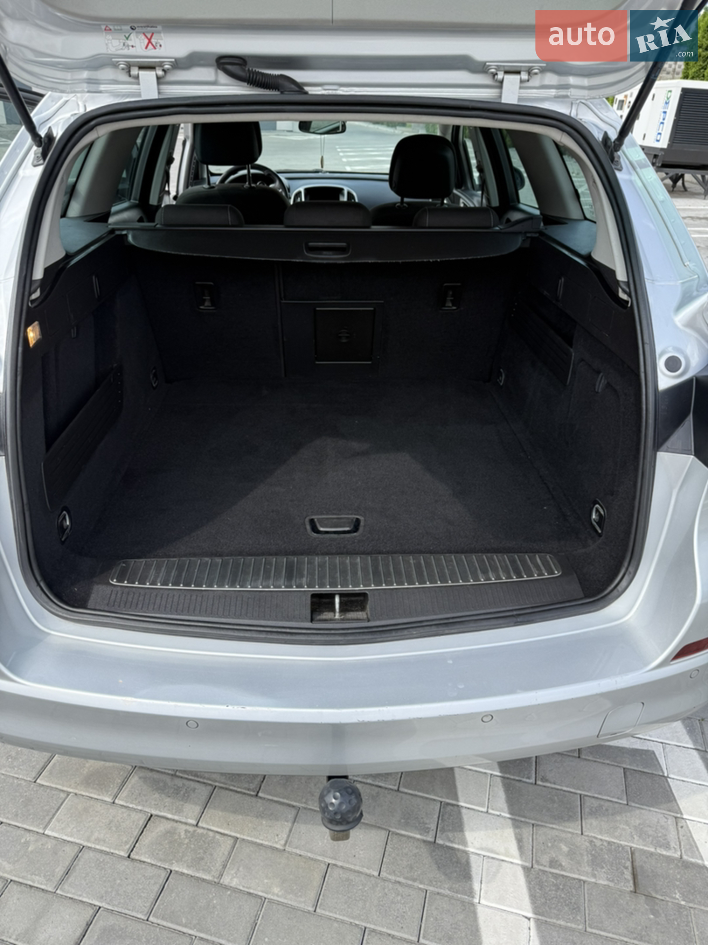 2011 Opel Astra - мініатюра 8