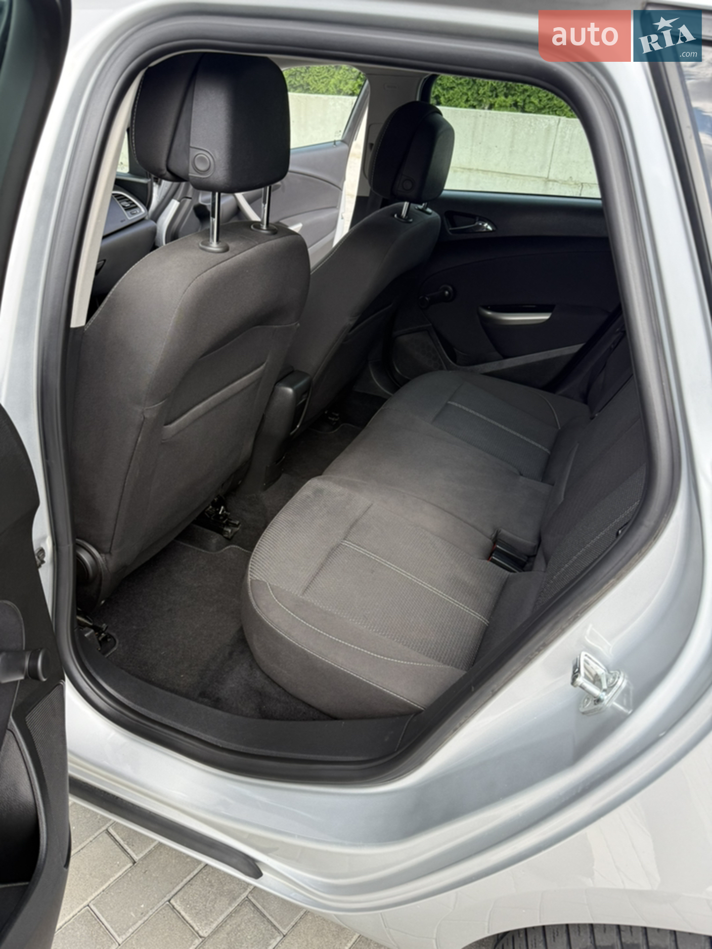 2011 Opel Astra - мініатюра 16
