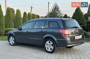 Универсал Opel Astra 2009 в 