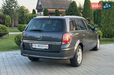 Универсал Opel Astra 2009 в 