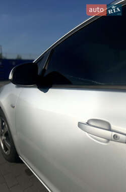 Универсал Opel Astra 2011 в 