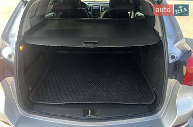 Универсал Opel Astra 2011 в 