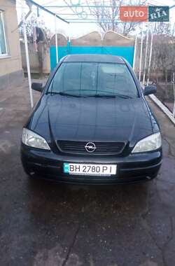 Седан Opel Astra 2005 в Кілії