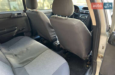 Седан Opel Astra 2006 в 