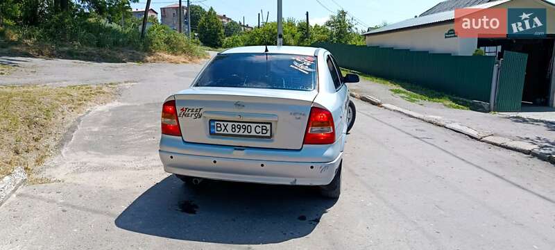 Седан Opel Astra 2005 в Городке фото 10 Седан Opel Astra 2005 в Городке