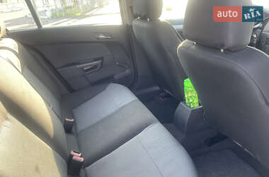 Хэтчбек Opel Astra 2005 в 