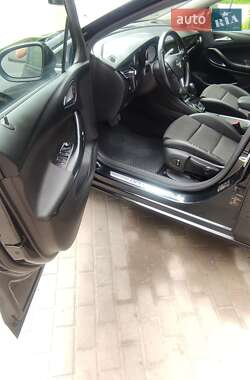 Универсал Opel Astra 2017 в 