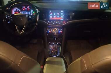 Универсал Opel Astra 2017 в 